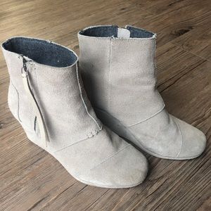 Toms Desert Wedge booties women’s 8.5 desert sand